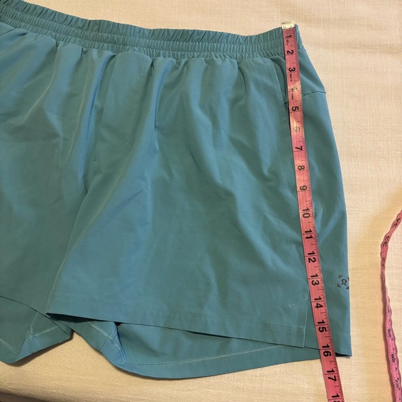 Men’s Lululemon Channel Cross Swim Short *5" - Picture 12 of 13